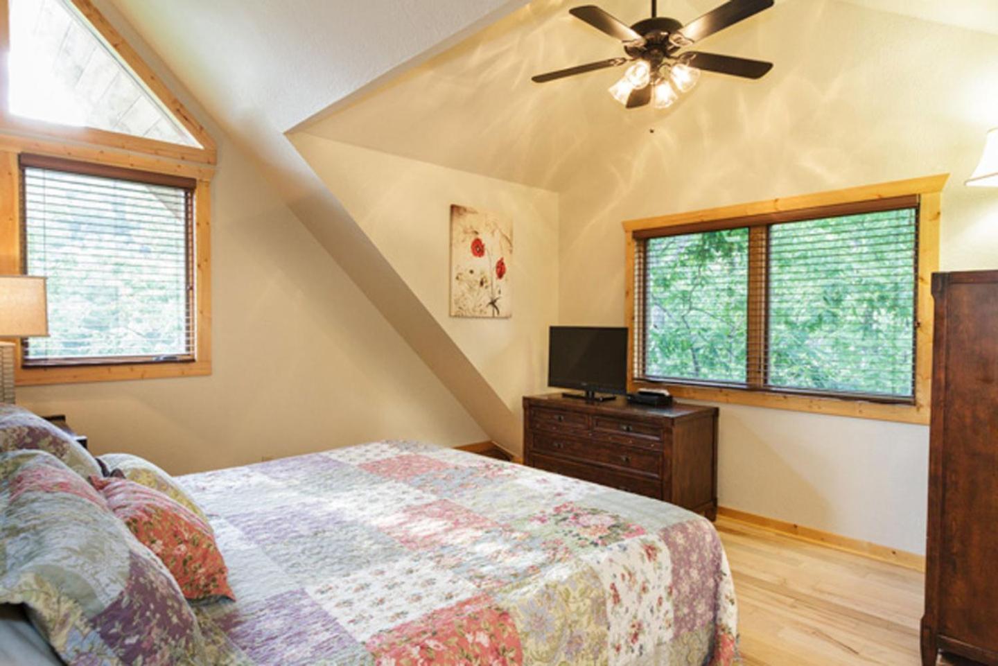 Big Bear Ridge Lodge - Breathtaking Mountain Views And Private Forest Scenes In Amazing Large Log Cabin Gatlinburg Eksteriør billede