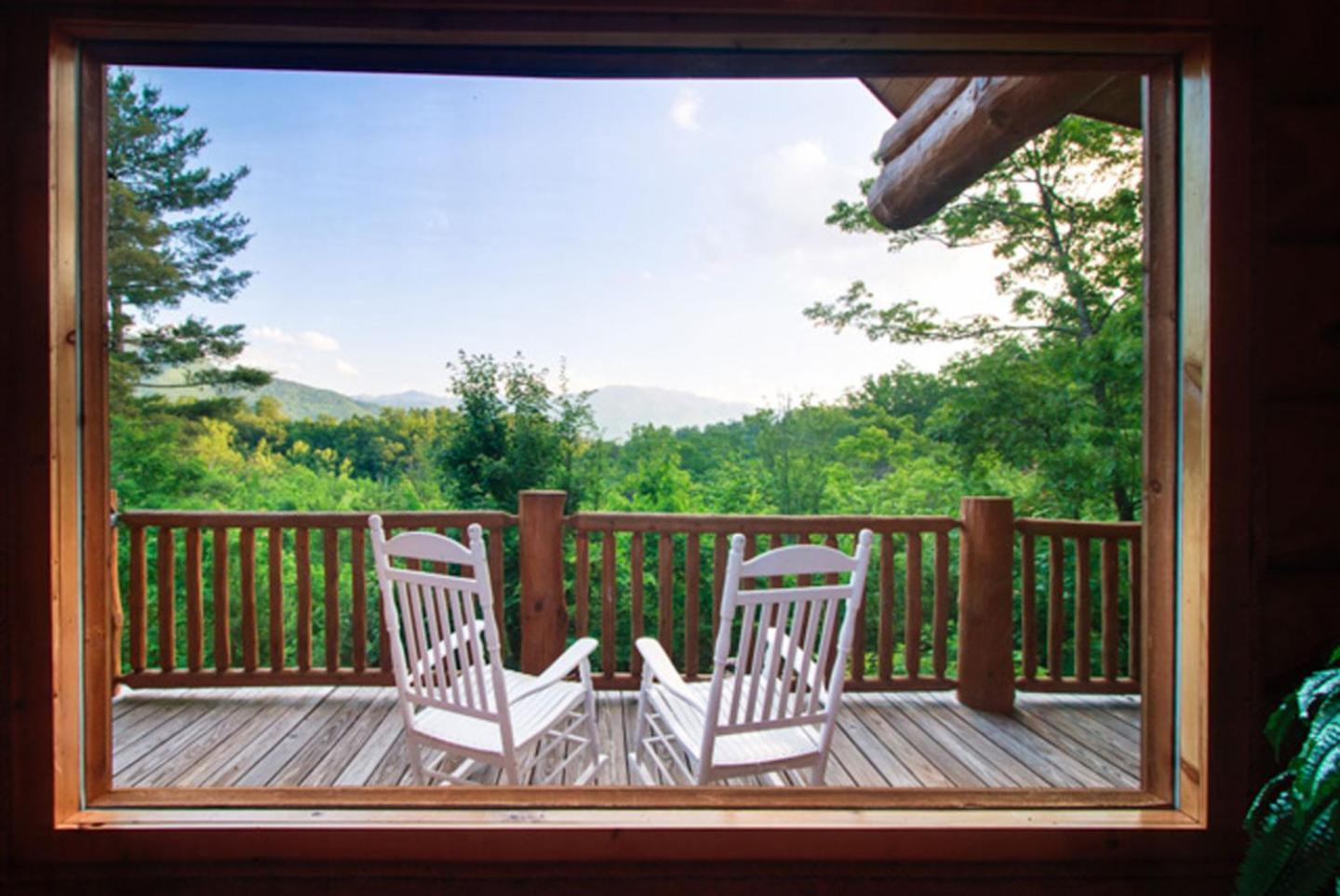 Big Bear Ridge Lodge - Breathtaking Mountain Views And Private Forest Scenes In Amazing Large Log Cabin Gatlinburg Eksteriør billede