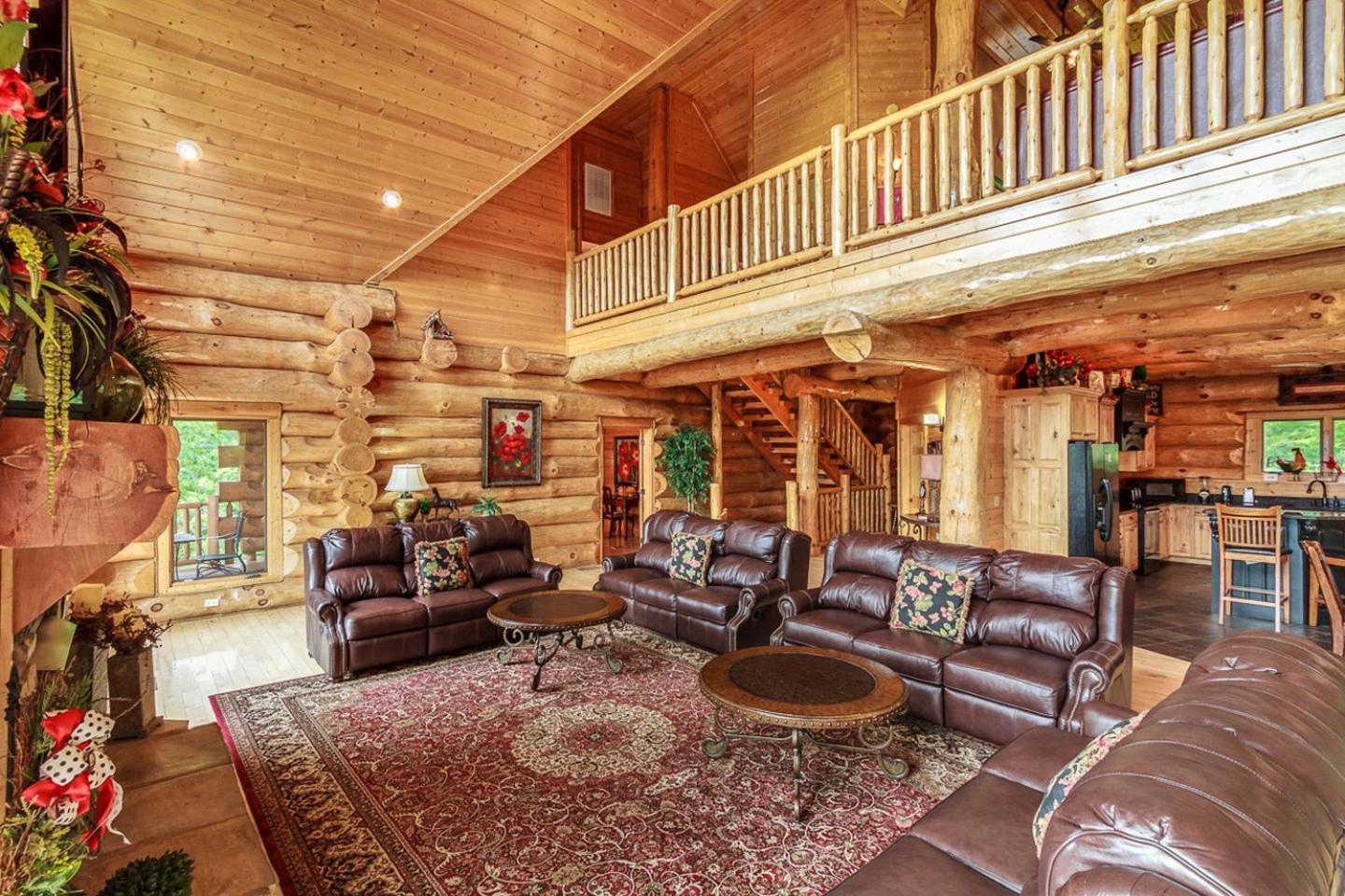 Big Bear Ridge Lodge - Breathtaking Mountain Views And Private Forest Scenes In Amazing Large Log Cabin Gatlinburg Eksteriør billede